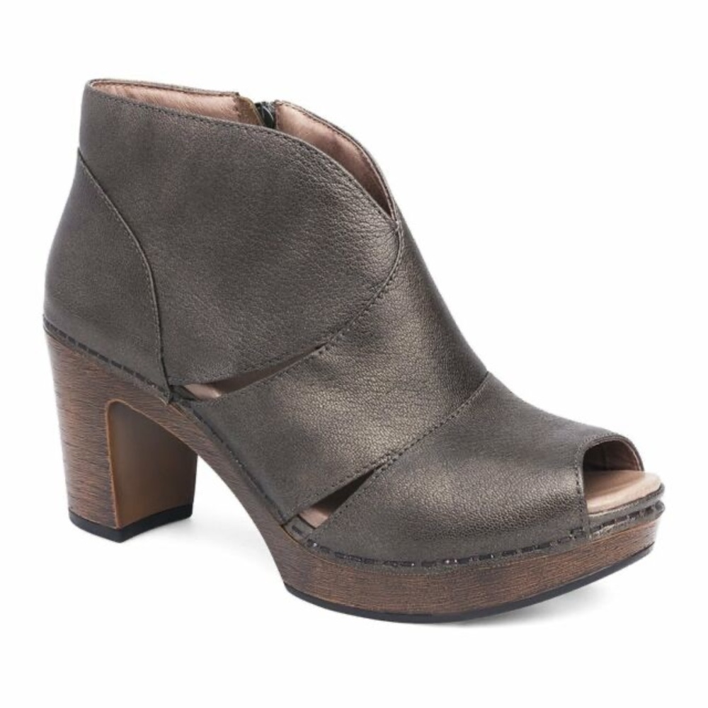 Dansko Women's Delphina Black Suede heeled boot 41